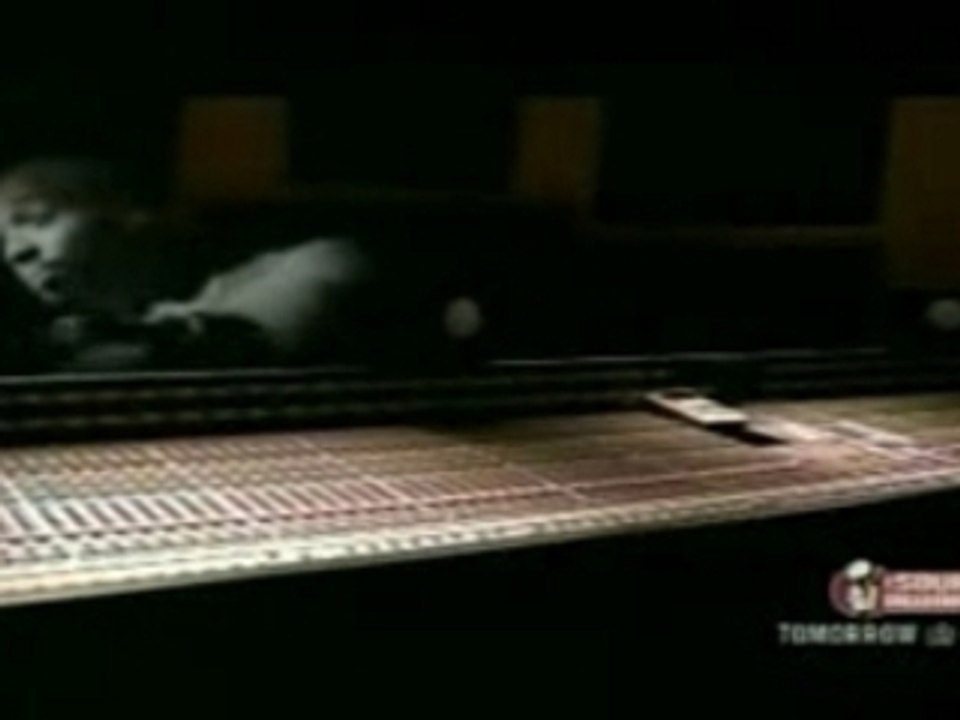 2pac.Feat..Notorious.B.I.G..-.Runnin.(Dyin To.Live).(Kobra)