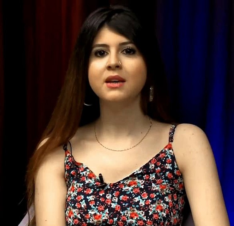 Esra Erol Ezgi Hanım- Ezgi Kim ? Ezgi Tanıtım