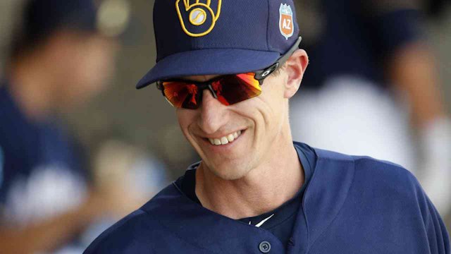 Rosiak: Unknowns for Brewers, Phillies