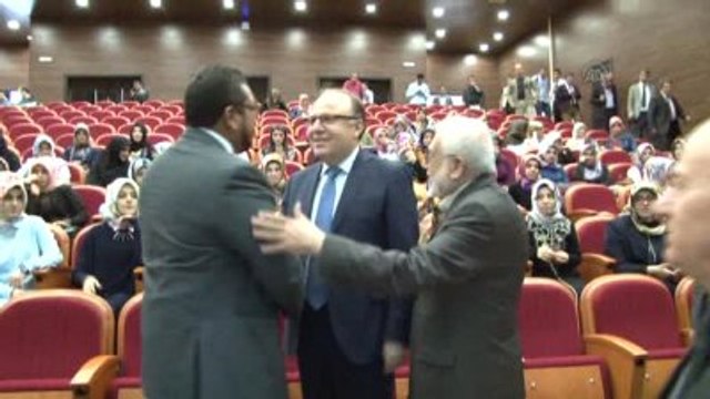 Siirt'te Güney Afrika'da İslam Konulu Konferans