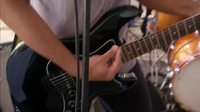 Mister Brau enfrenta fogo amigo no episódio desta terça, dia 12 de abril