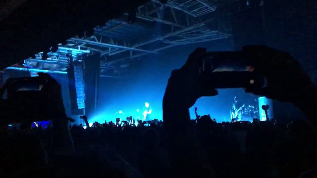 Shawn Mendes - Stiches, @ FRYSHUSET, Stockholm, 21.04.16