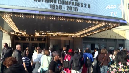 Fanáticos despiden a Prince bailando en el Teatro Apollo de NY
