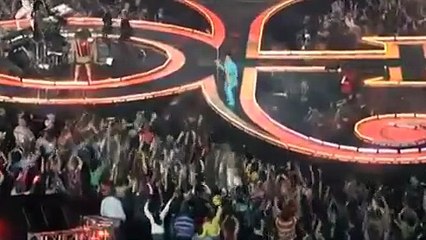 Prince durant la mi-temps du Super Bowl en 2007