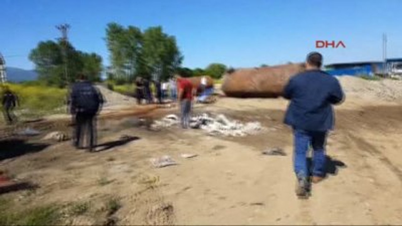Düzce'de Hurda Yakıt Tankı Patladı: 1 Ölü