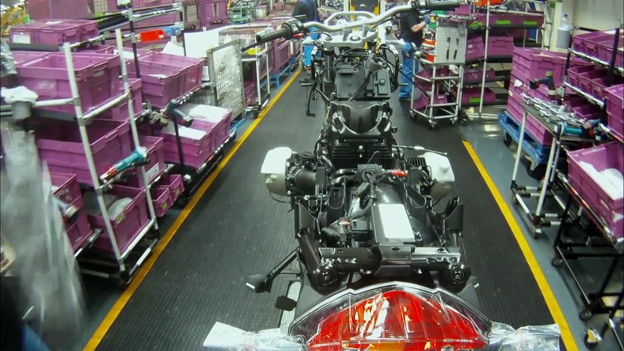 BMW Motorcycle Assembling