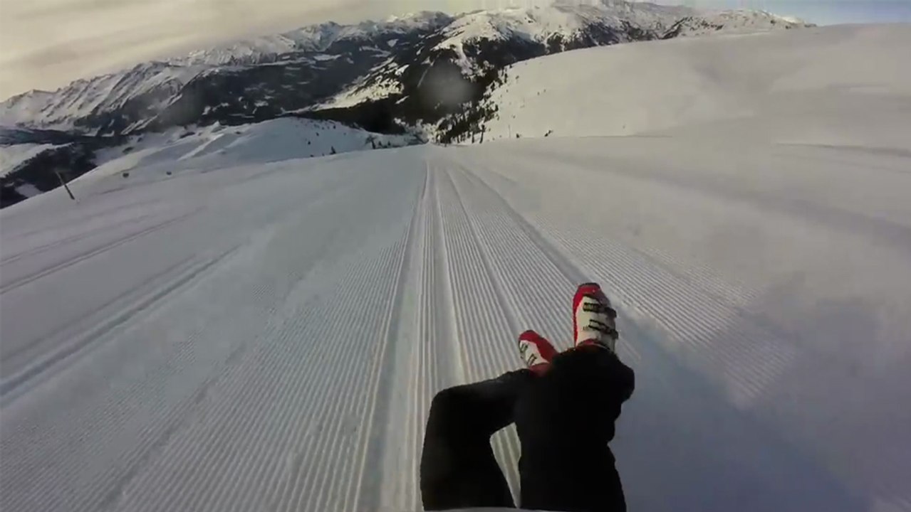 Il perd ses skis et descend 1200m de piste sans skis !