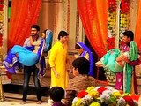 Diya Aur Baati Hum - 22 April-2016 Episode Preview - Emily's Wedding Celebration