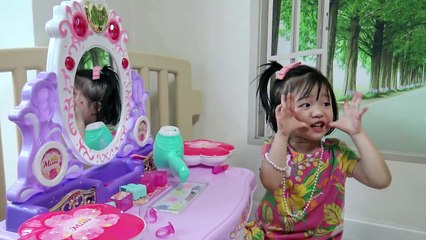 나우와 함께하는 라푼젤미미 화장대 놀이!![나우의 토이스토리]