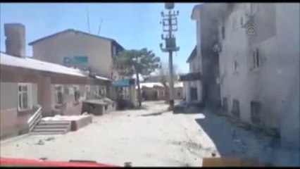 Teröristler, 112 Komuta Merkezi'ne Patlayıcı Yerleştirdi