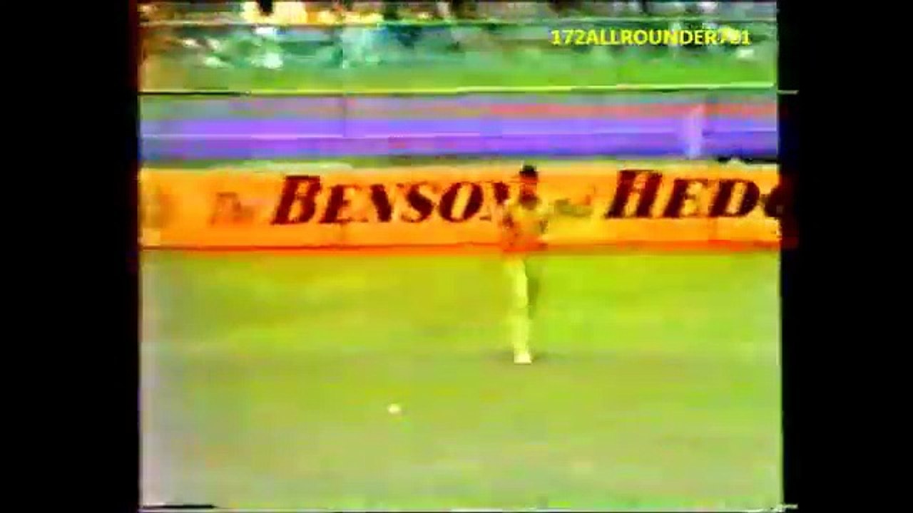 WEST INDIES CHASING PAKISTAN 107 RUNS WORLD SERIES CRICKET 1