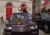 La Reina Isabel II cumple 90 años de paseo en su Land Rover
