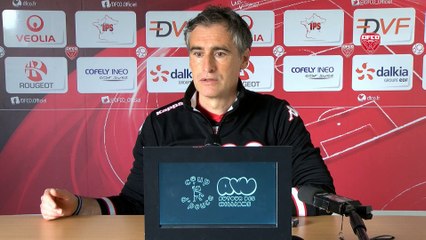 Conférence de presse d'Olivier Dall'Oglio avant AJ Auxerre - DFCO