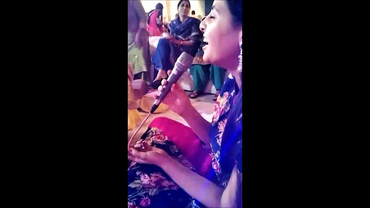 very funny song-aisa pati mile bhagwaan