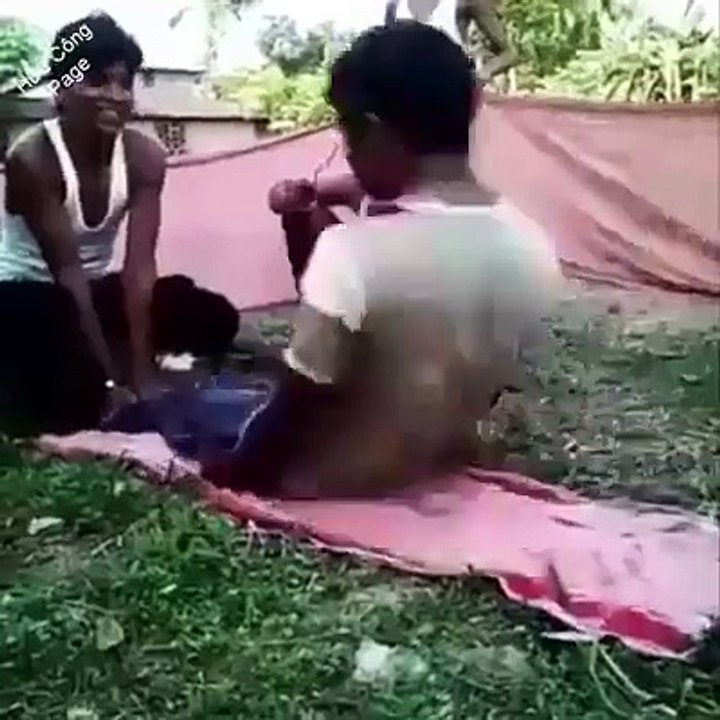 Come & Smile ہنسنے کا موڈ ہے تو آجائیں سب پاس پاس