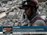 Siguen las labores de rescate de sobrevivientes del sismo en Ecuador
