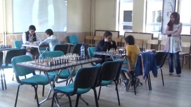 Şemdinli'de Satranç Turnuvası Düzenlendi
