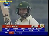 Shahid Afridi hit 4  six  on 4 balls to Harbhajan Singh one test Record