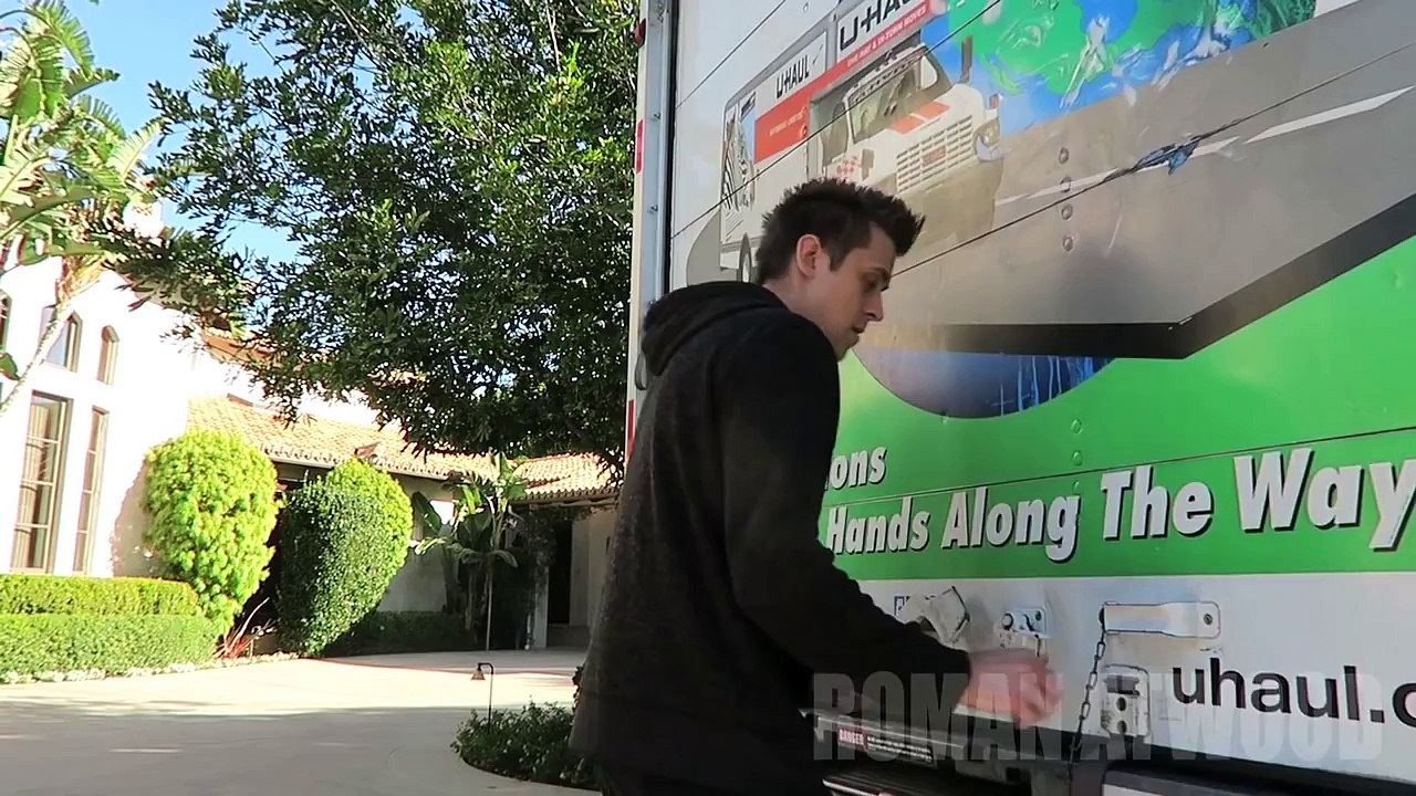 Il Vous Reste du Papier Toilette Svp ?