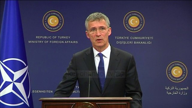 Bie fluksi i refugjatëve, por patrullimet nuk ndalen - Top Channel Albania - News - Lajme