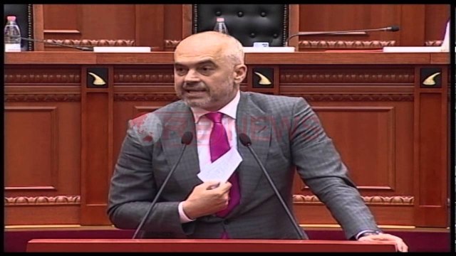 Rama, Palokës: Ke luajtur poker me Shullazin, lë lekët nëpër skedina - Ora News- Lajmi i fundit-