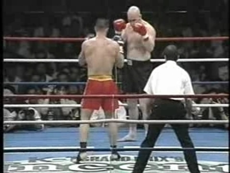 (Hommage) Andy Hug vs Mike Bernardo K-1 GP 1996