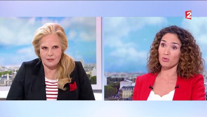 Sylvie Vartan présente son livre "Maman..."