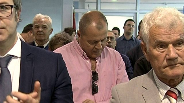 KUJTIME DHE HOMAZH PER ATA QE VUAJTEN, KURT KOLA PROMOVON LIBRIN “NE SHQIPERINE BURG” LAJM