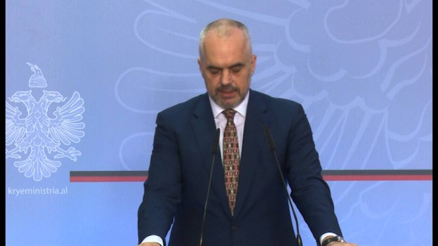 RAMA E QUAN BERISHEN QESHARAK,“DUHET HETUAR POR NUK E PENGON DOT REFORMEN NE DREJTESI” LAJM