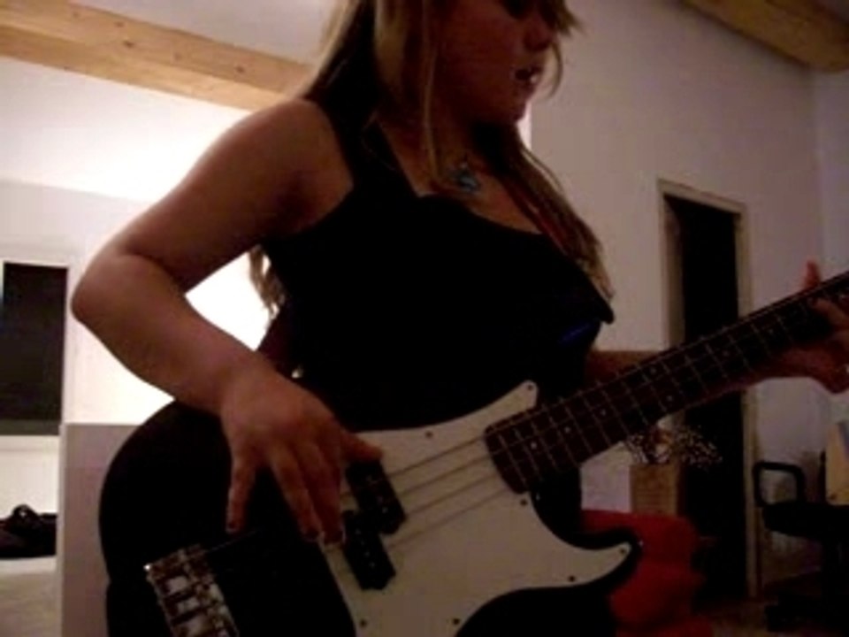 Too Close for Comfort (McFly Bass Cover)