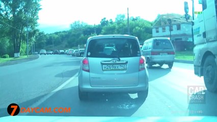 Car Crashes Compilation # 700 - April 2016 (English Subtitles)