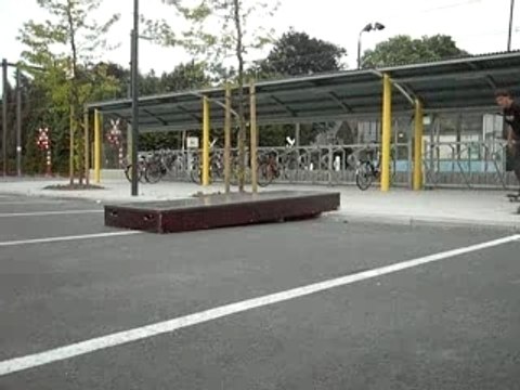 5050 Kickflip Out