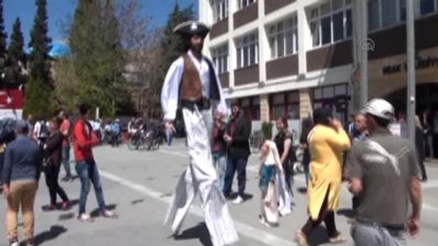 23 Nisan Ulusal Egemenlik ve Çocuk Bayramı