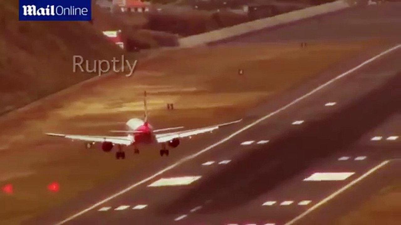 Amazing pilot skills to save plane from crashing file compilation -
