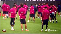 El vacile de Neymar y Luis Suárez a Lionel Messi al que también se unió Gerard Piqué
