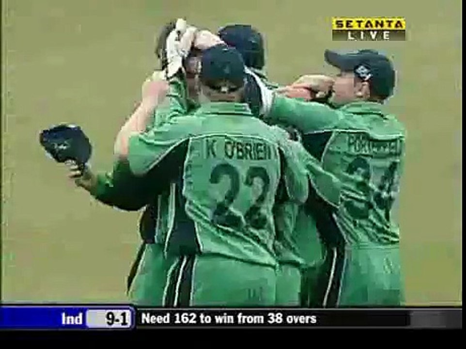 Sachin Tendulkar Clean Bowled Vs Ireland