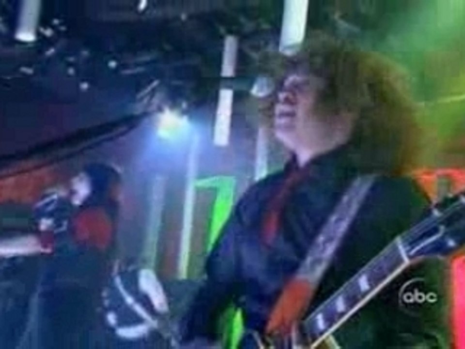 My_Chemical_Romance_-_Helena_(Live_On_Kimmel_4-4-05)