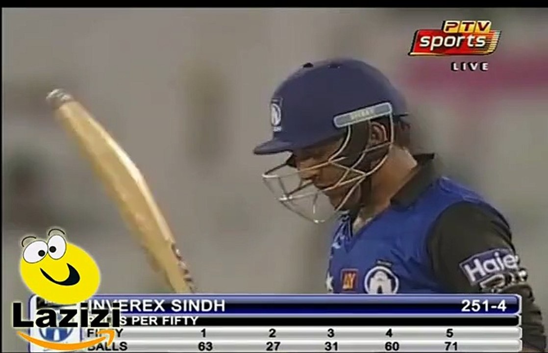 How Junaid Khan is Trying to Impress Sarfraz Ahmed - Video Dailymotion
