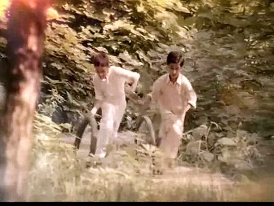 Roshan Hai Zameen Roshan Asmaan SONG - Roshan Pakistan by Amanat Ali Song