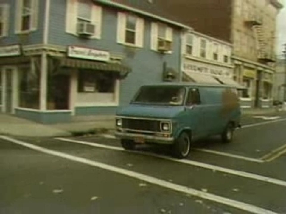 Madame Est Servie - Generique Pilote