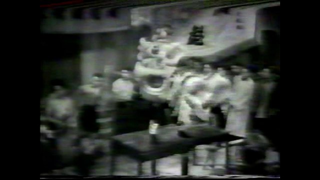 Human Mobile Stage 105, Master Chau Biu performance in 1955, Kung Fu Lion Dance, 周彪宗师於1955年表演