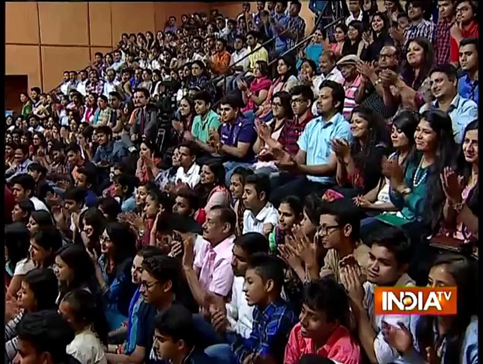 Shah Rukh Khan in Aap Ki Adalat 2016 (Full Episode)
