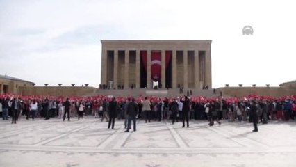 Milli Eğitim Bakanı Avcı, Çocuklarla Anıtkabir'i Ziyaret Etti (1)