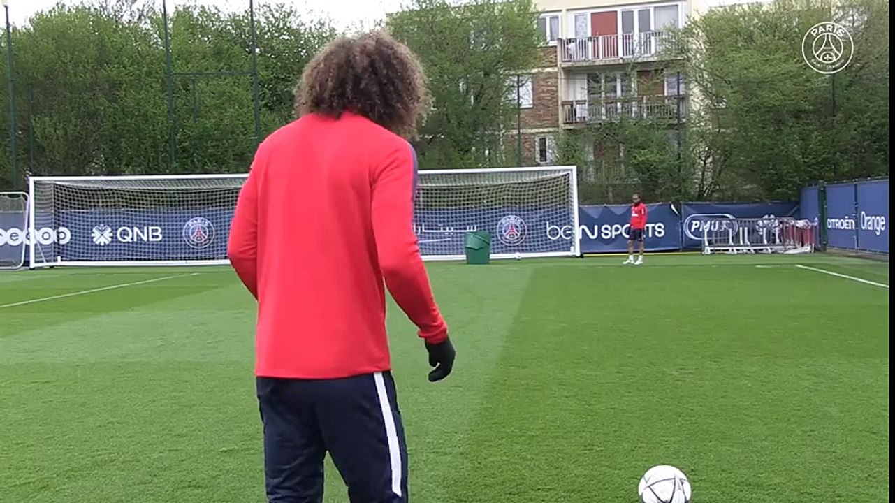 CHALLENGE DAVID LUIZ vs LUCAS  PSG