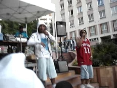 abdulx,petcho sevres fou la merde la place du teatre a sevre