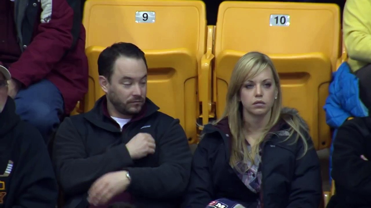 Well This is Awkward... A Brother And Sister Are Caught On A Kiss Cam