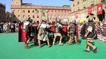 Combattimenti romani in Piazza Maggiore a Bologna