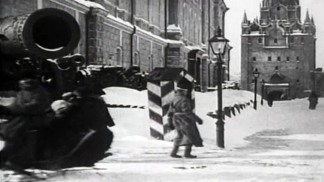 Старая Москва 1908 г Арсенал и Царь-пушка в Кремле Старые кинохроники