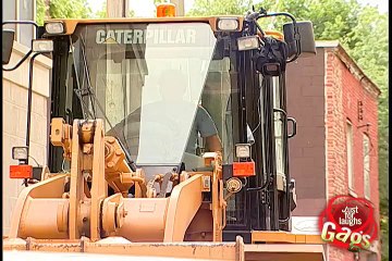 JFL Hidden Camera Prank_ Car Lift