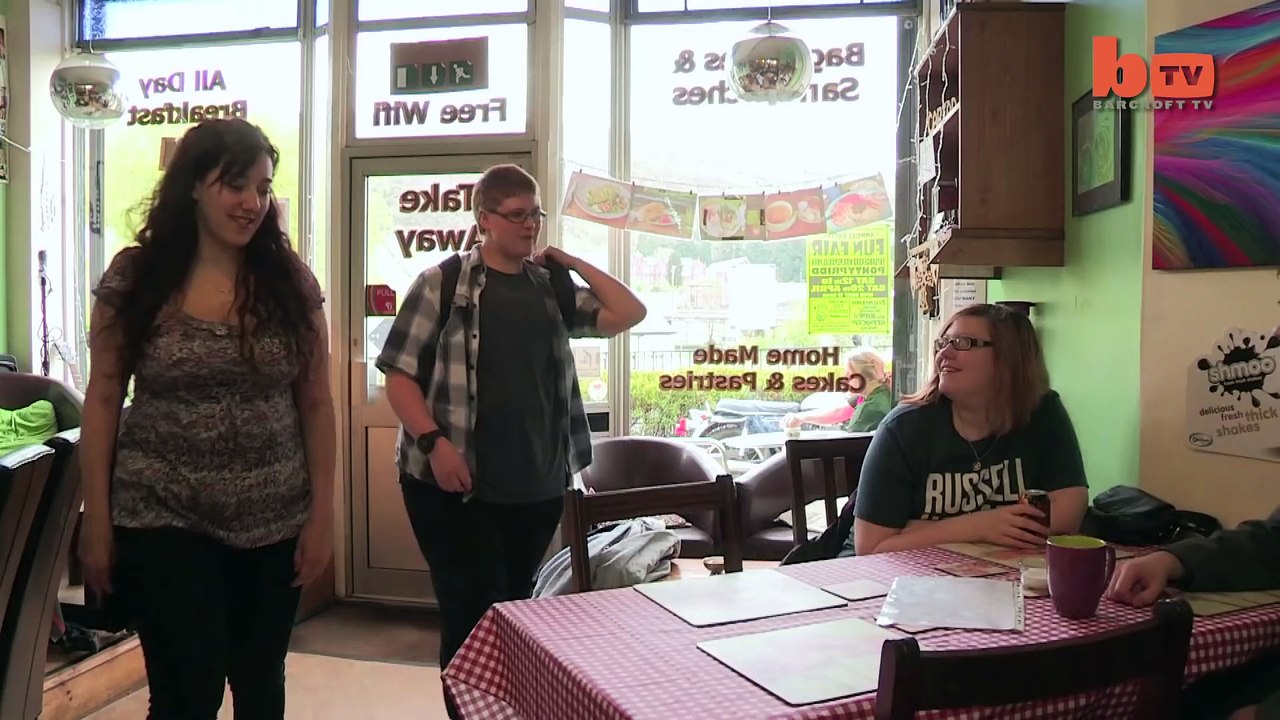 Elle détestait être une belle fille, alors elle est devenue un garçon